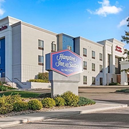 Hampton Inn & Suites Грили Экстерьер фото