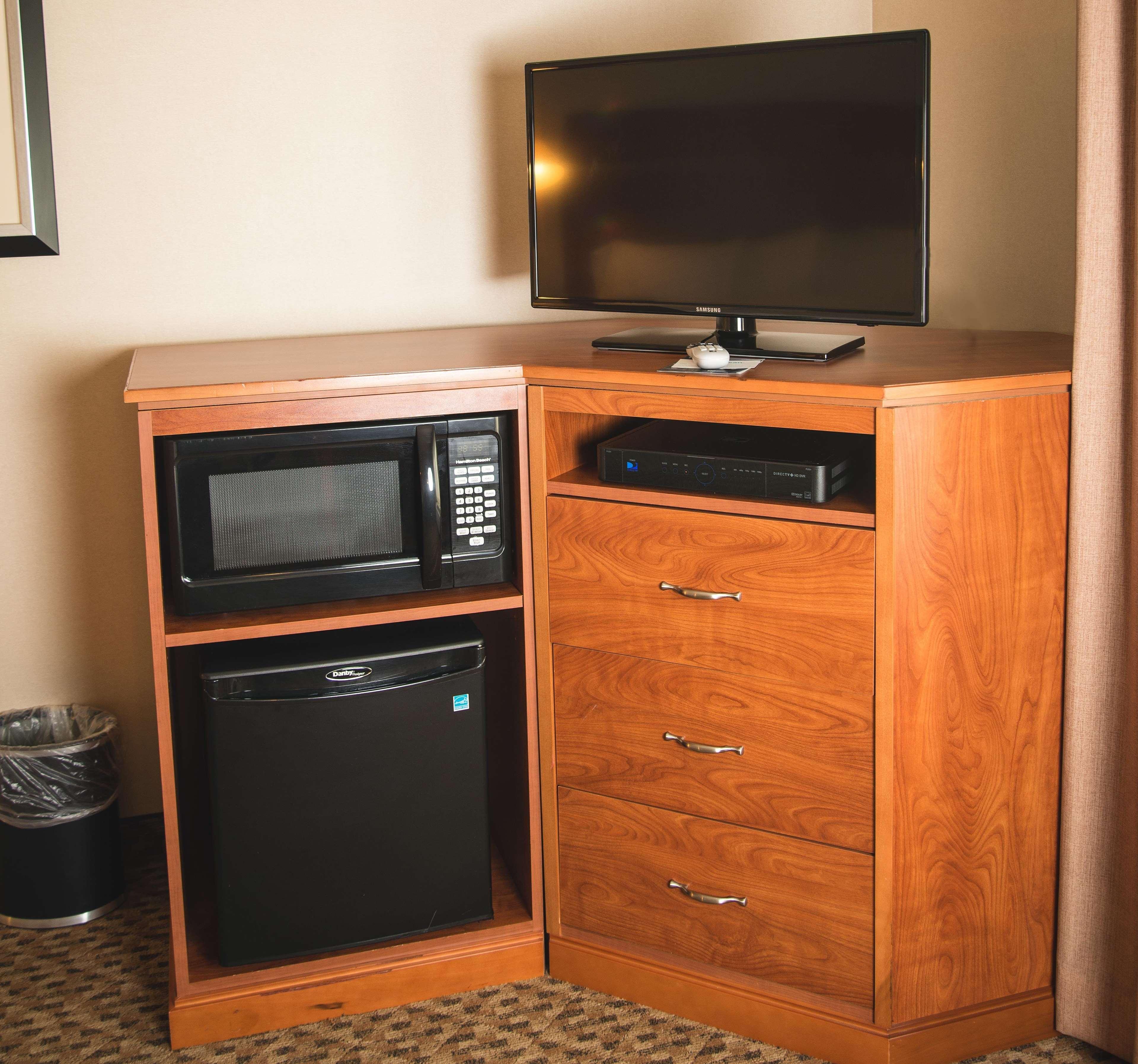Hampton Inn & Suites Грили Экстерьер фото