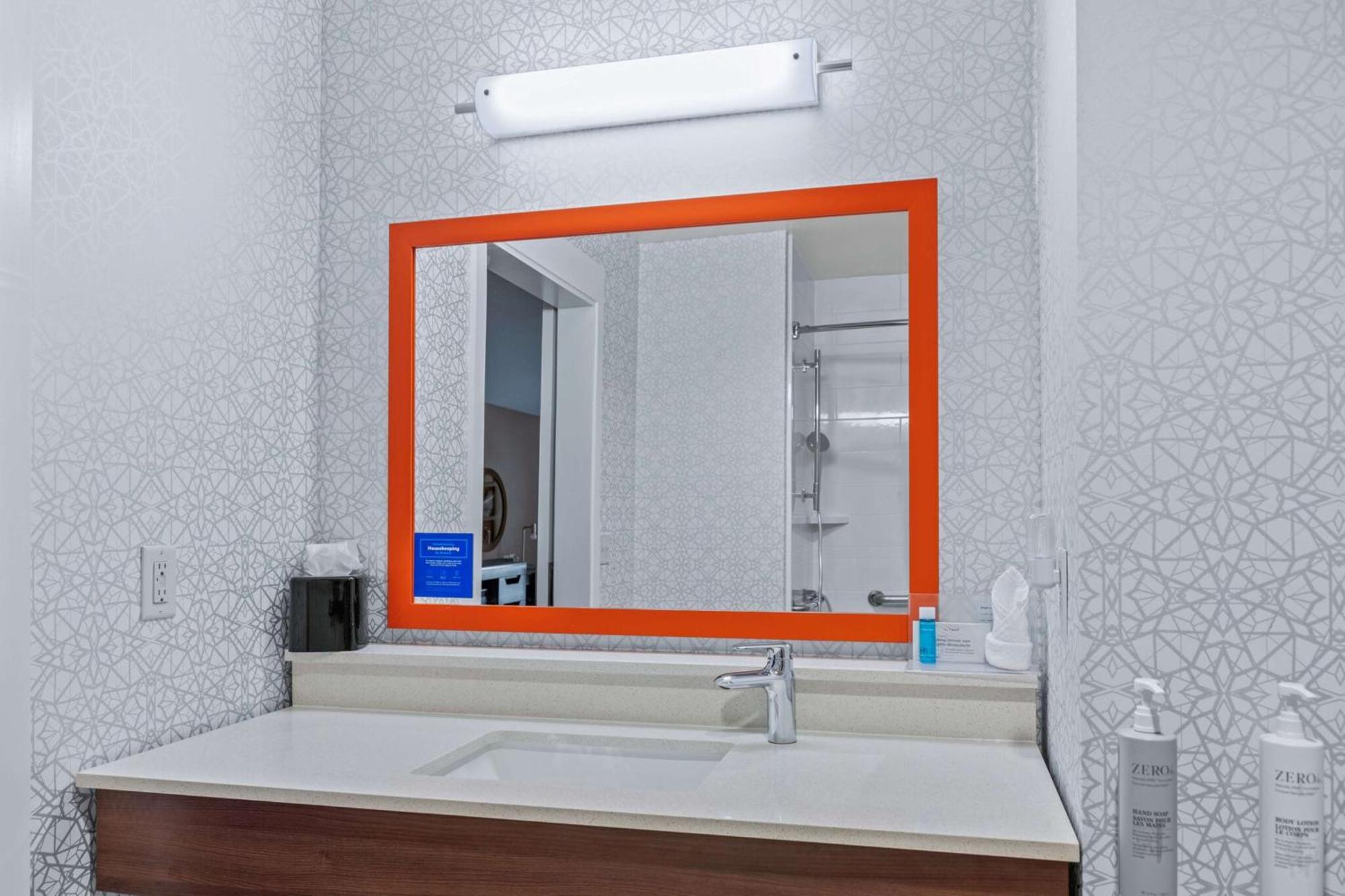 Hampton Inn & Suites Грили Экстерьер фото